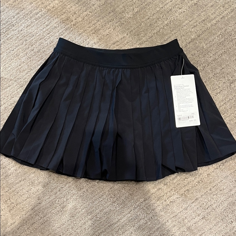 Lululemon Varsity High-Rise Pleated Tennis Skirt size 6
